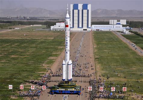  Jiuquan Satellite Launch Center: Witnessing China's Journey into Space and a Feast for Stargazers!