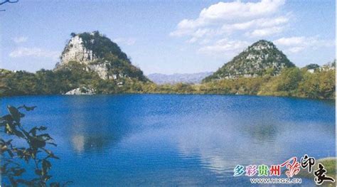 Wumeng Mountain Scenic Area: A Tapestry of Nature's Grandeur and Ancient Legends!