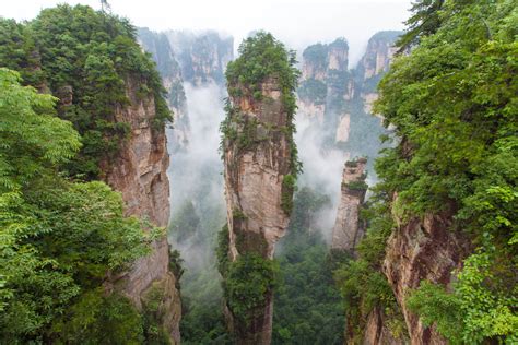 The Ancient Wonders of Zhangjiajie National Forest Park Await Your Exploration!