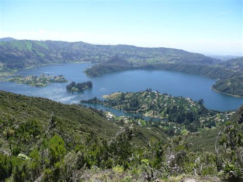 The Wonchi Crater Lake: A Stunning Volcanic Paradise and Ancient Ritual Site!